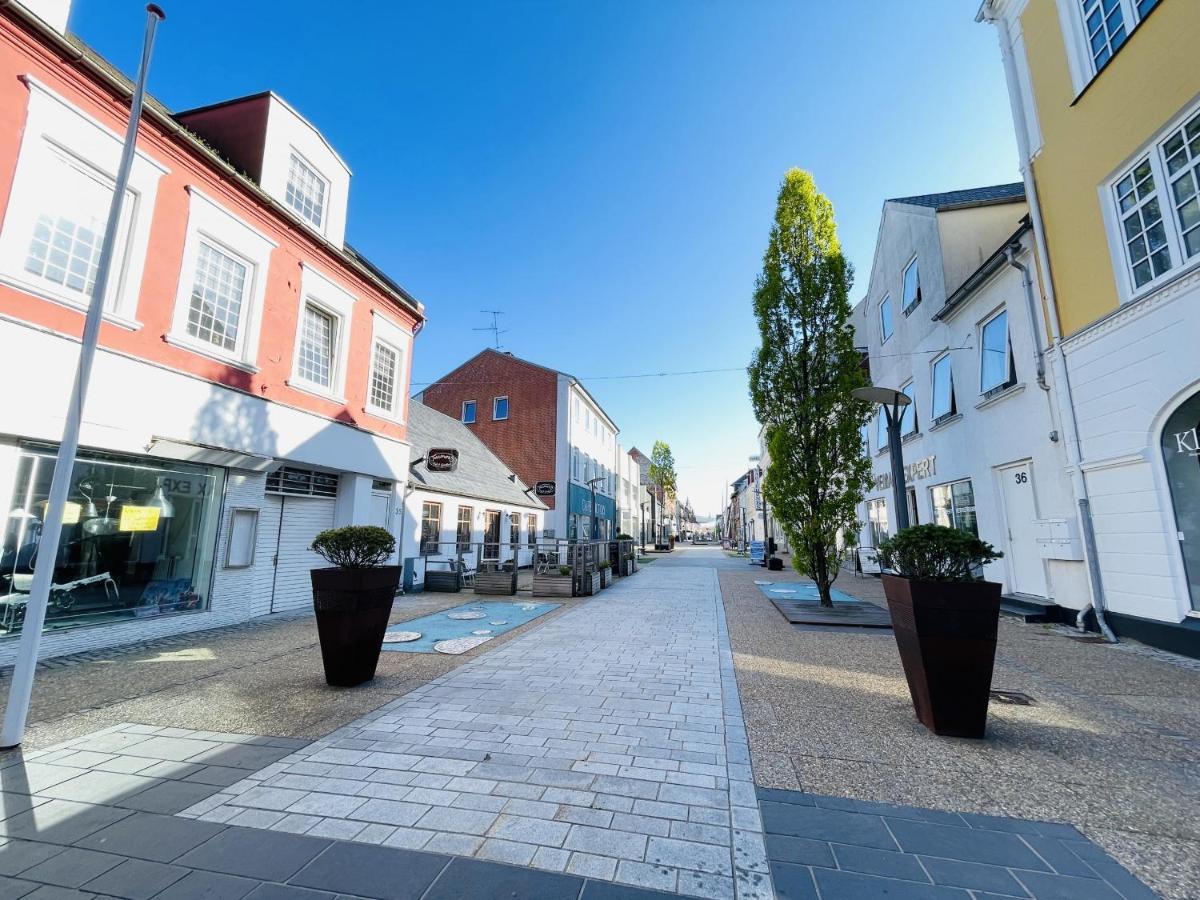 Aday - Charming Apartment In The Pedestrian Street Of フレデリクスハウン エクステリア 写真