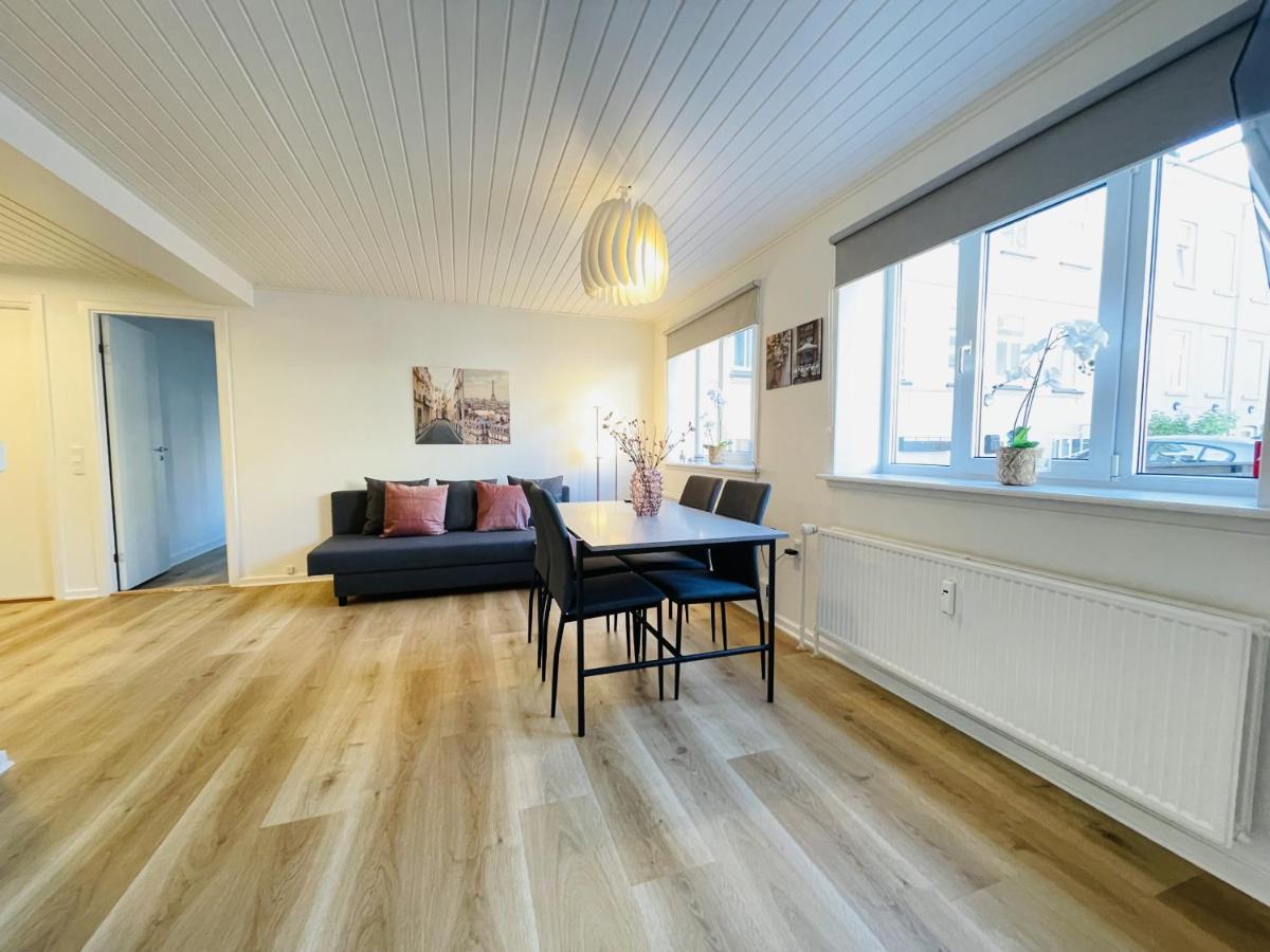Aday - Charming Apartment In The Pedestrian Street Of フレデリクスハウン エクステリア 写真
